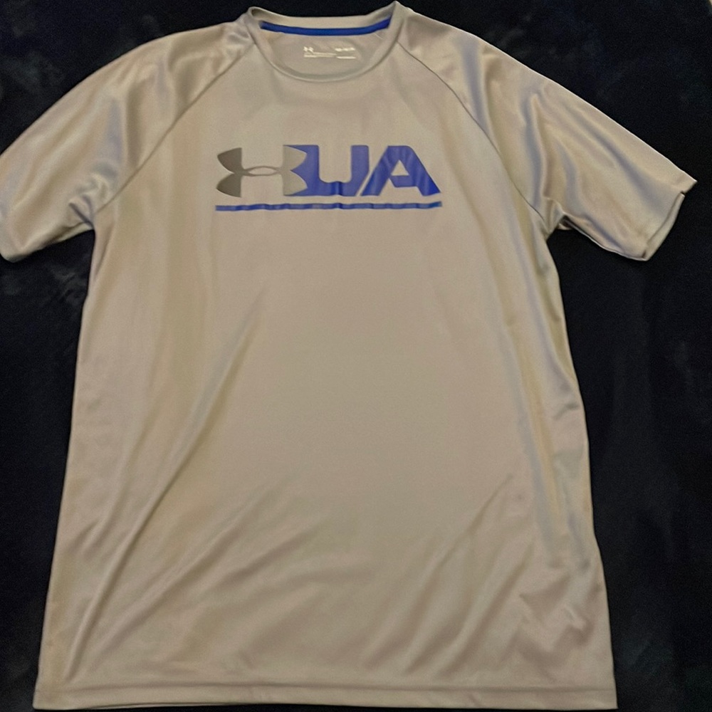 Under armour workout tee